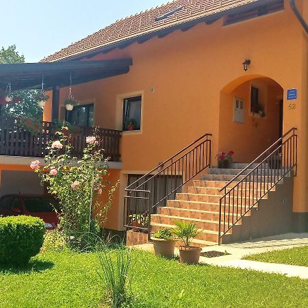 Apartment Petrovic Slunj Dış mekan fotoğraf